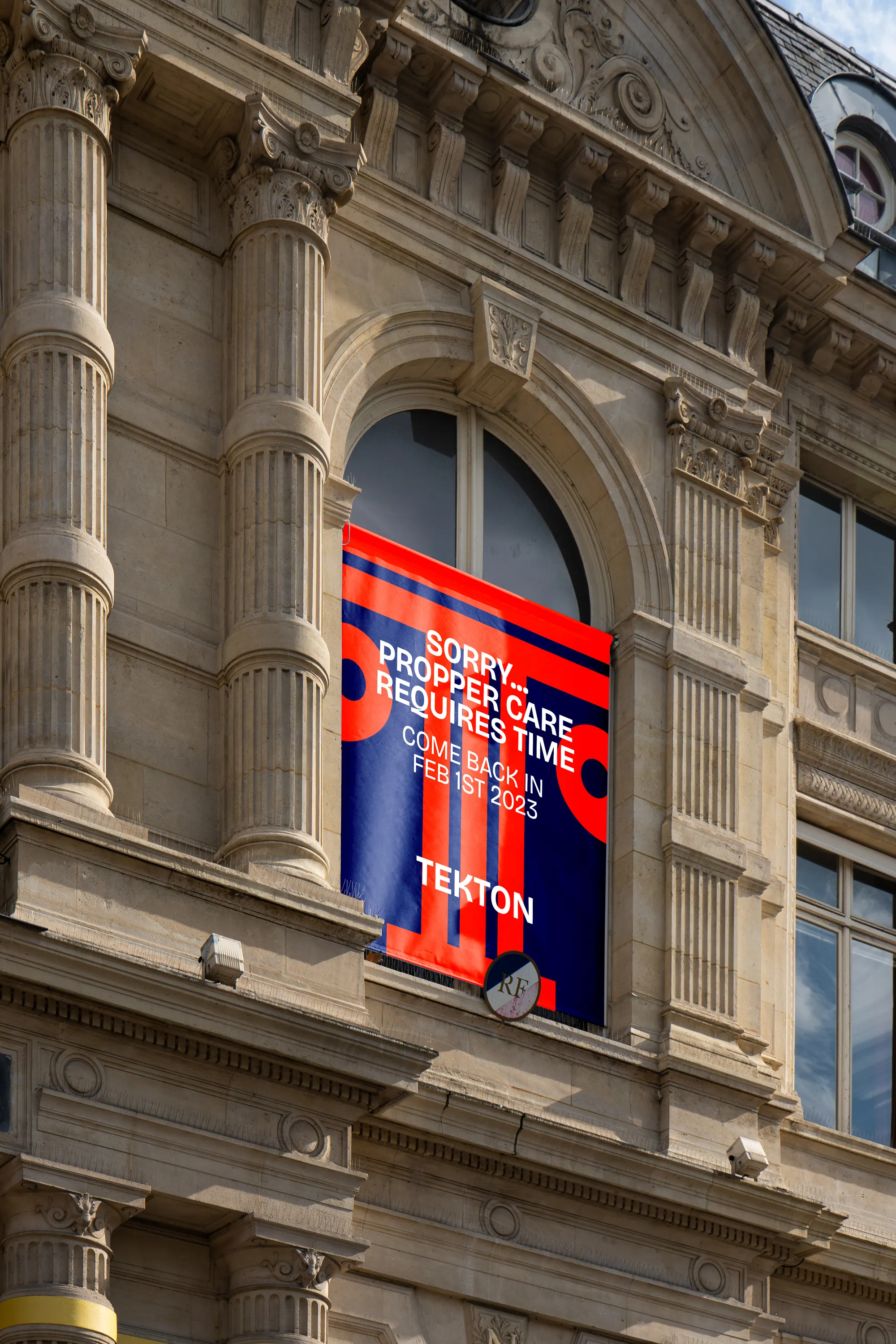 Tekton, Closure Banner